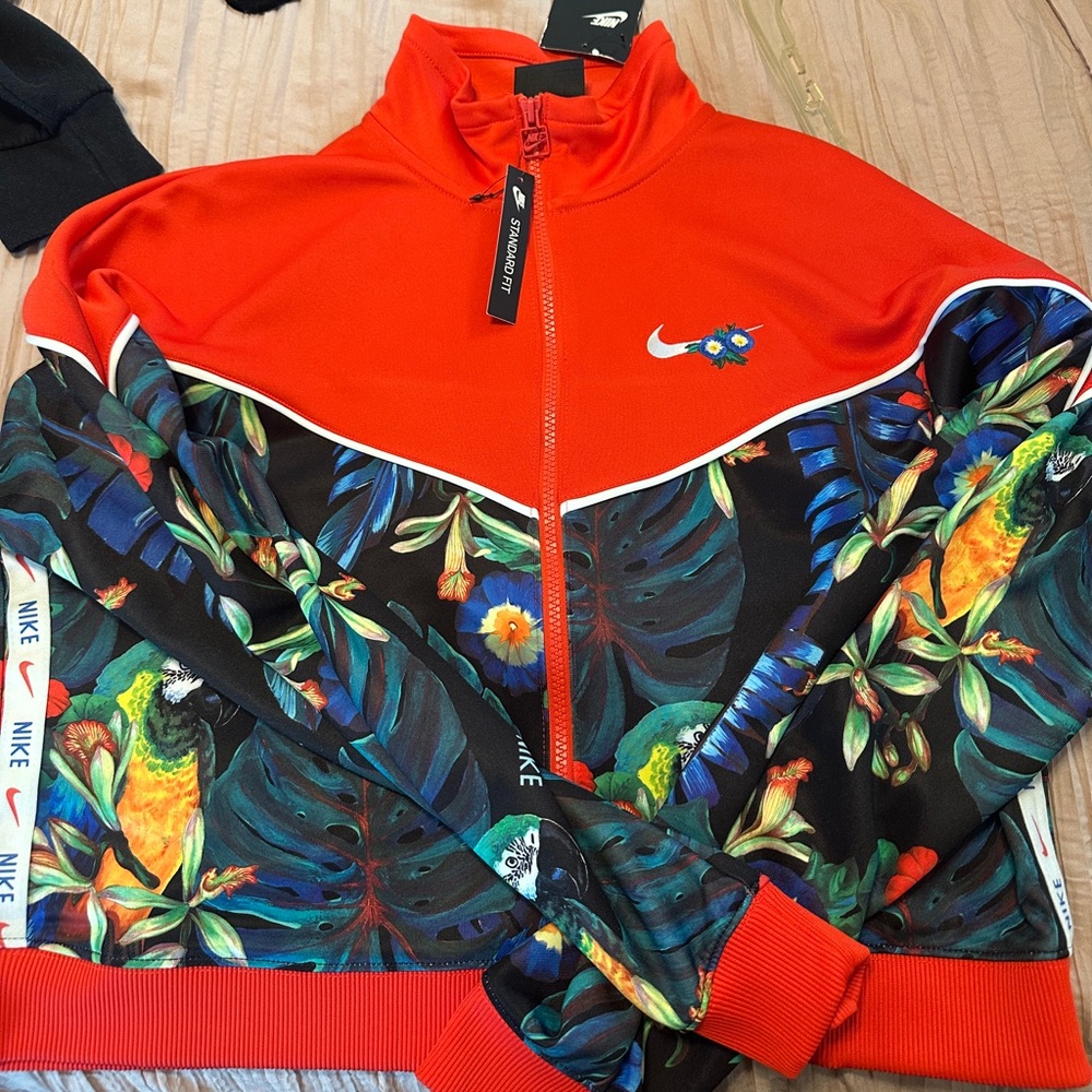 Nike sweater